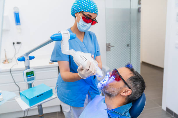 Best Holiday Emergency Dentist in USA